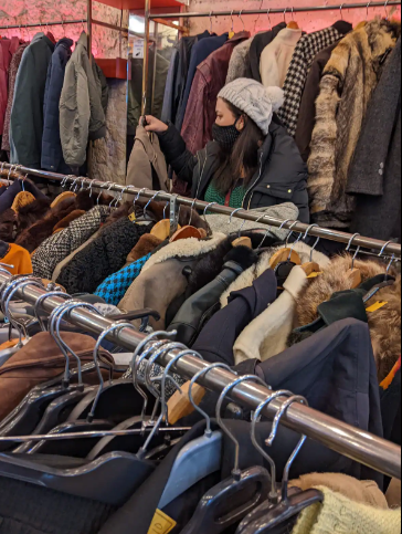 Vintage Clothing Tour (10/23—2:00 PM to 6:00 PM)